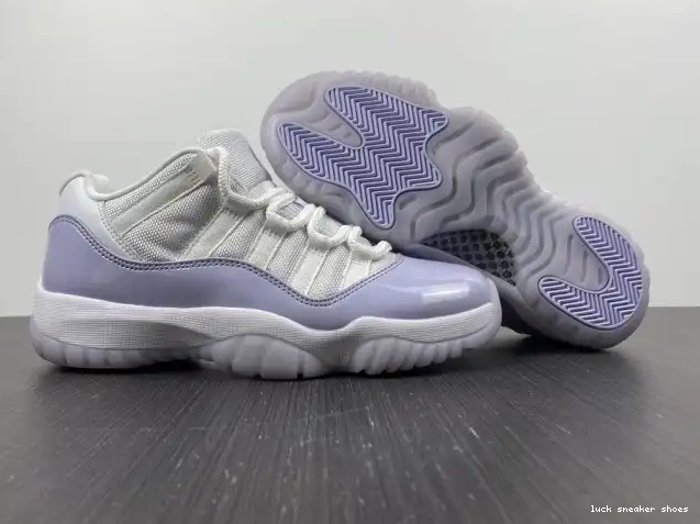 Reps LUCY Pure Violet Air Jordan 11 WMNS AH7860-101 Low 0514
